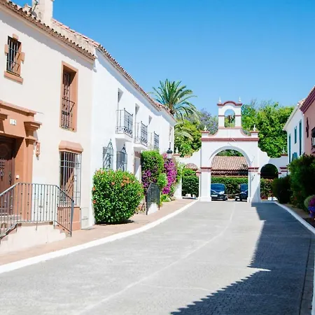 El Torico Villa *